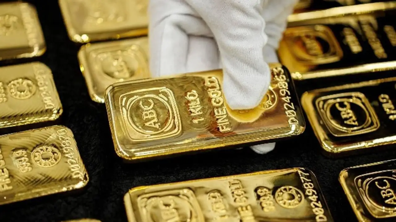 قفزة مفاجئة في أسعار ذهب شركة SJC بمقدار 15 مليون دونغ فيتنامي خلال شهر